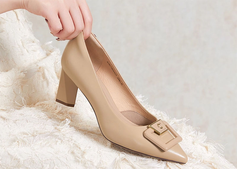 Hãng giày C.banner