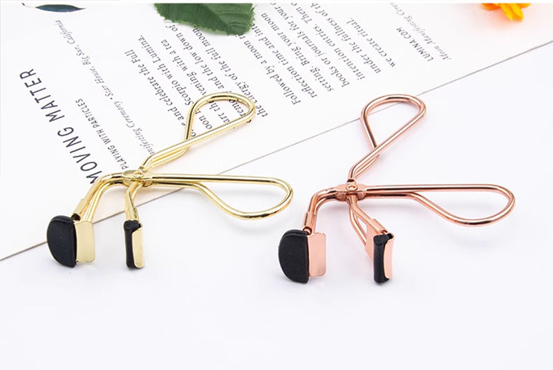 Kẹp lông mi tay bấm giảm lực