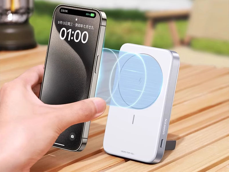 Sạc không dây thương hiệu Ugreen