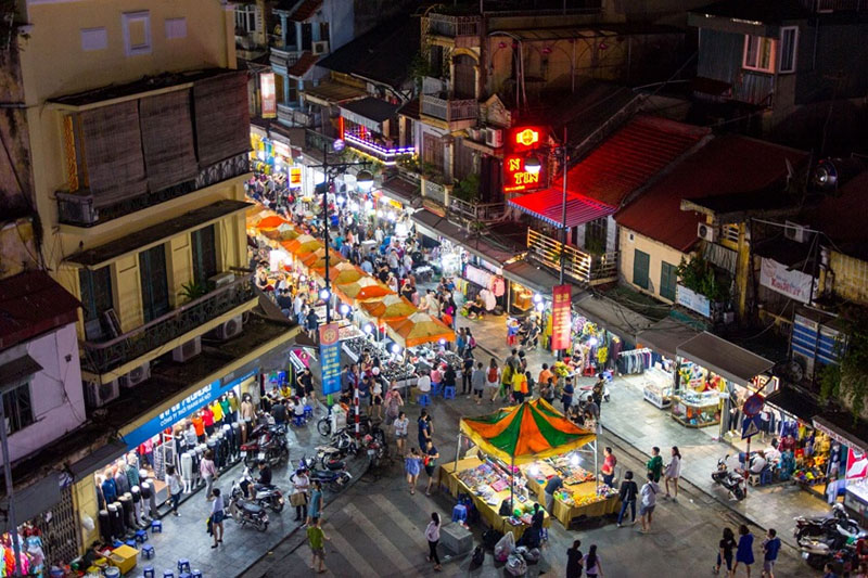 Chợ đêm phố cổ