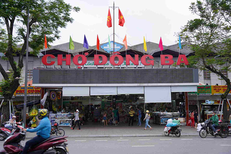 Chợ Đông Ba ở đâu?