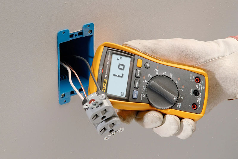 Đồng hồ đo điện Fluke 117