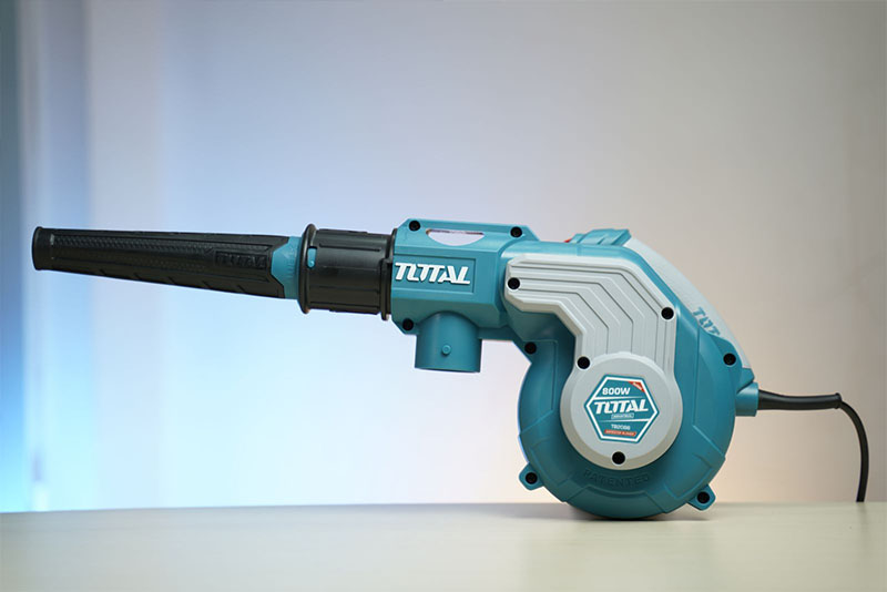 Máy thổi bụi Total