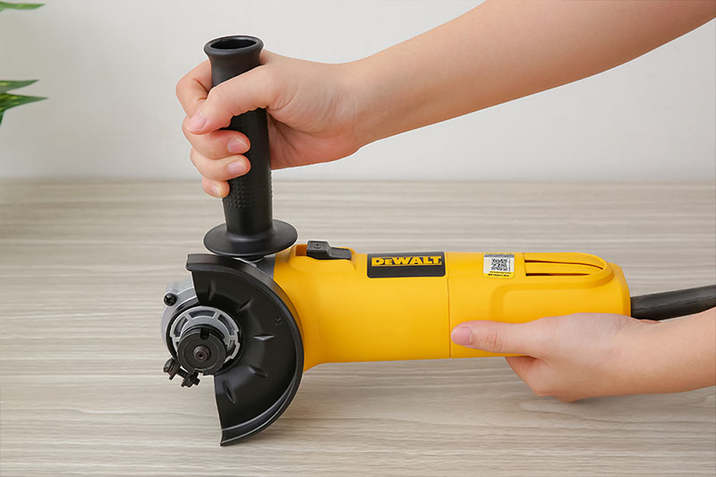 Máy mài Dewalt DW802-B1 850W