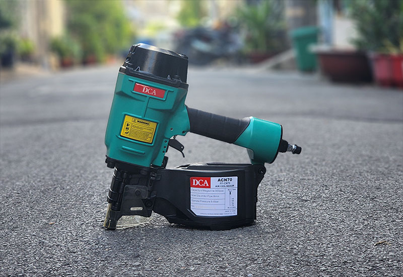 Súng bắn đinh DCA