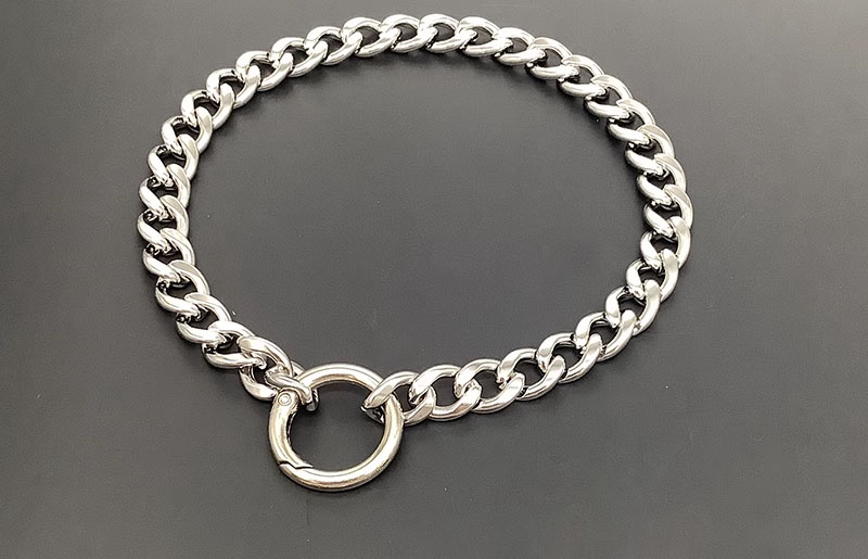 Vòng cổ bằng inox